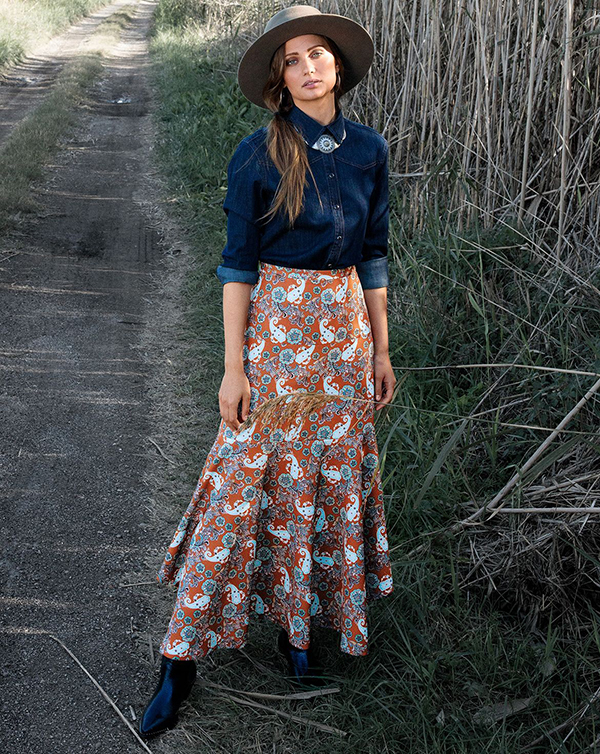 Satin Skirt
Satin Skirt
