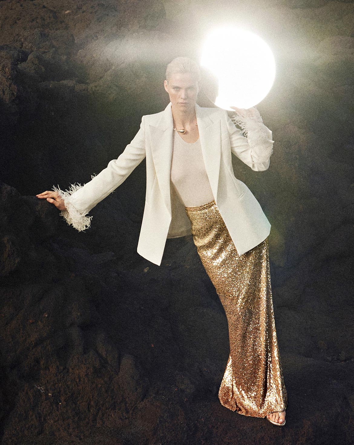 Sequin Skirt 107 | Burda Style 06/25 | BurdaStyle.com