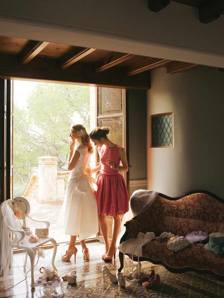 short wedding dresses 2011 High Collar Short Wedding Dress 03/2011