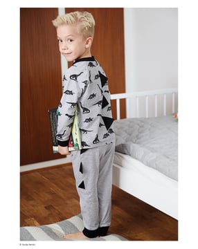 PDF-symønster - Allt om handarbete 0319 - 130 - Bukser Pyjamas - Dreng