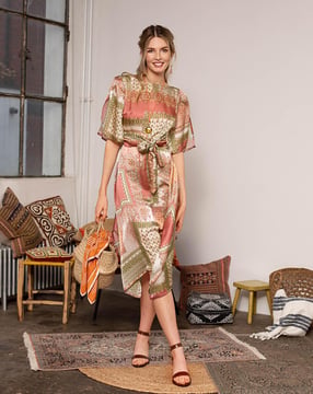 Robe en soie n°109 | Burda Style 06/22 | Patron de couture PDF