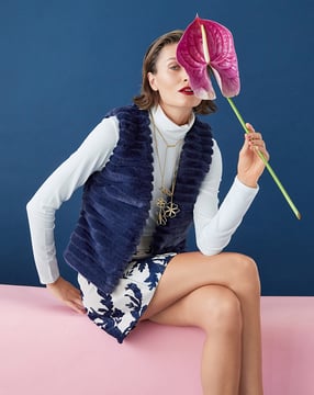 Vestje #120| Namaakbont  | burda style 01/23
