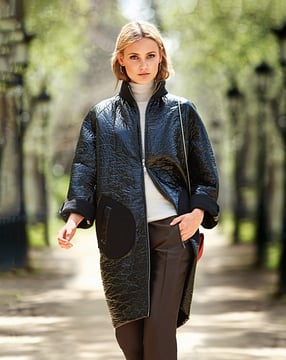 Płaszcz nr 126 | lakierowana dzianina | Burda Style 10/24 | Wykrój PDF