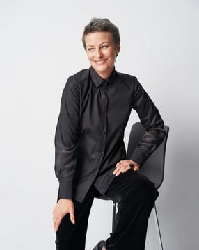 burda symønster damebluse med ærmer med subtile glimt 24/11 #123 