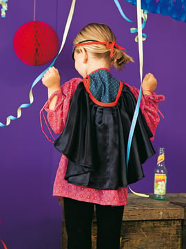 Zorro Cape 01/2010 | PDF Sewing Pattern