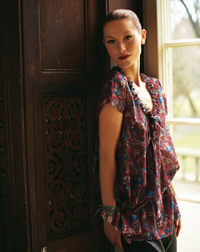 Peasant Blouse with Tie Front 08/2010 | PDF Sewing Pattern