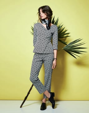 Shirt #110| jacquardstof | burda style 03/18 | PDF naaipatronen