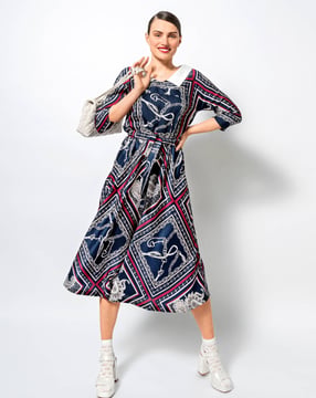 Robe en Polyester , Crêpe n°120 | Burda Style 09/21 | Patron de couture PDF