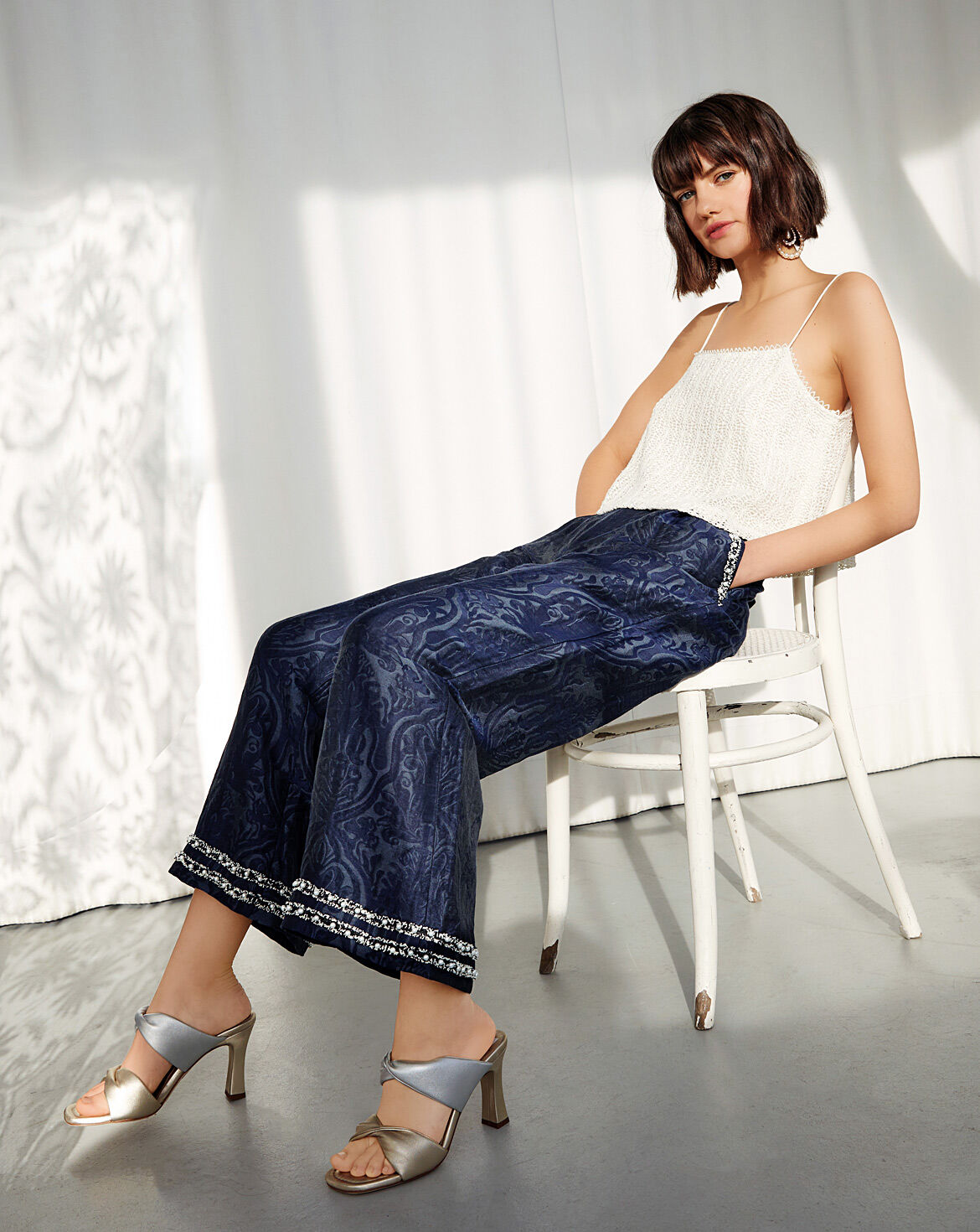Lining Trousers 111 | Burda Style 05/233